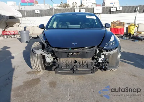 2022 Tesla Model 3 Rear-Wheel Drive z USA, uszkodzony, nr VIN 5YJ3E1EA8NF253498